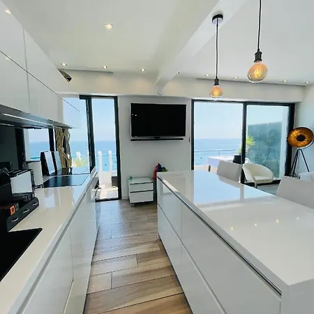 Sea View Floor - Promenade Des